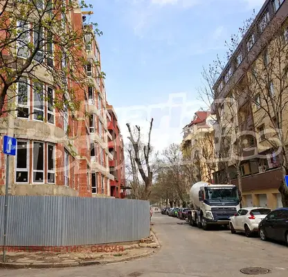 Снимка 5 — Просторен 1-стаен апартамент в Стрелбище с голяма тераса