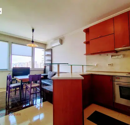Photo 5 — Two-room apartment with south-facing terrace in Strelbishte, Sofia
