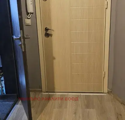 Photo 5 — Two-room apartment in Studentski Grad with low expenses