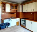 Снимка 3 — Просторен 3-стаен апартамент в Света Троица с балкон