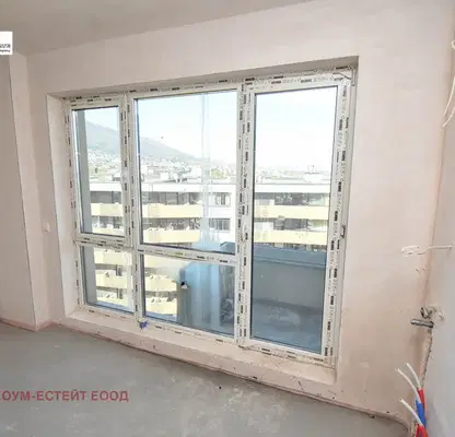 Снимка 3 — Едностаен апартамент 41 кв.м. в кв. Витоша с тераса
