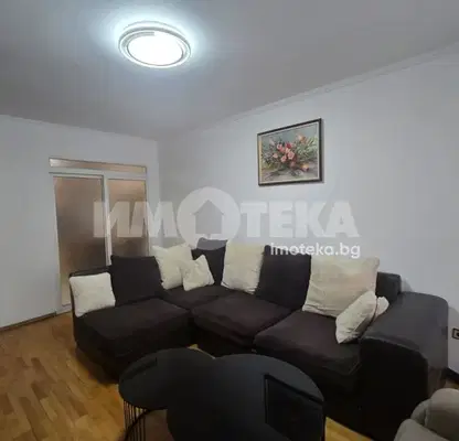 Снимка 3 — Двустаен апартамент в Зона Б-18 с тераса и асансьор