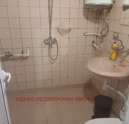Снимка 5 — Двустаен апартамент в Стара Загора, Център