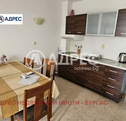 Снимка 3 — Двустаен апартамент в Свети Влас с тераса и гледка към морето