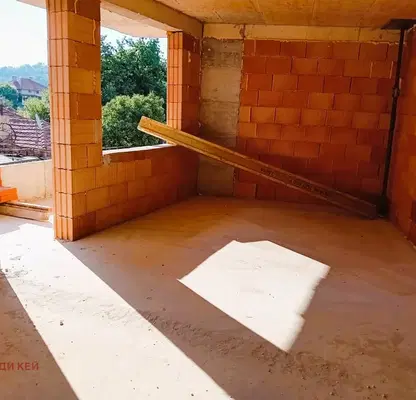 Photo 4 — Three-room apartment with terrace in Asparuhovo, Varna