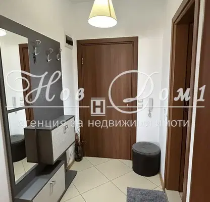 Снимка 5 — Двустаен апартамент до Автогара във Варна с тераса