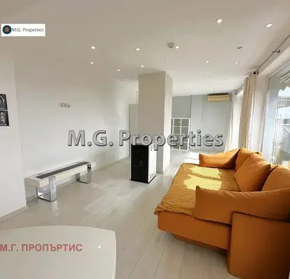 Снимка 3 — Тристаен апартамент с морска панорама в Бриз, Варна