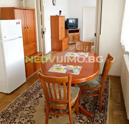 Снимка 2 — Тристаен апартамент с две тераси в Централна поща, Варна