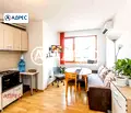 Снимка 3 — Тристаен апартамент във Варна, Център