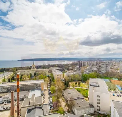 Снимка 2 — Пентхаус с 4 стаи и 360° панорама в кв. Чайка, Варна