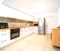 Снимка 3 — Тристаен апартамент във Варна, Галата