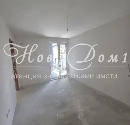 Снимка 3 — Двустаен апартамент с тераса в ХЕИ, Варна