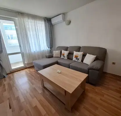 Photo 2 — 3-bedroom apartment in Varna, Jp Gara