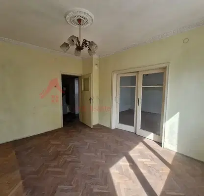 Снимка 2 — 3-стаен апартамент в Колхозен пазар с две тераси във Варна