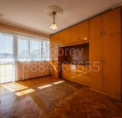 Photo 3 — 4-bedroom apartment in Varna, Levski 1