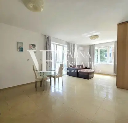 Photo 3 — 2-bedroom apartment in Varna, Evksinograd