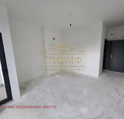 Снимка 5 — Тристаен апартамент с тераса и морска панорама в м-т Евксиноград