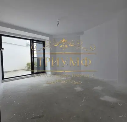 Photo 5 — 3-bedroom apartment in Varna, Evksinograd