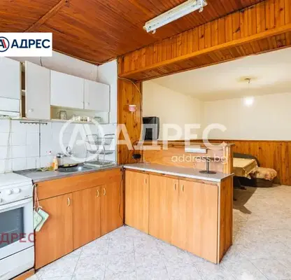 Photo 2 — 3-bedroom apartment in Varna, Mladost 1
