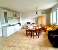 Снимка 3 — Тристаен апартамент с две тераси в Окръжна болница, Варна