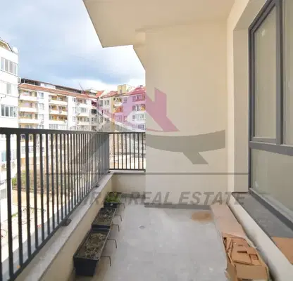 Photo 3 — 5-bedroom apartment in Varna, Pobeda