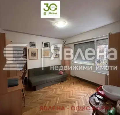 Снимка 3 — Тристаен апартамент във Варна, Трошево