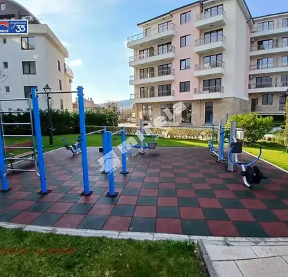 Снимка 5 — Тристаен апартамент с две тераси във Виница, Варна