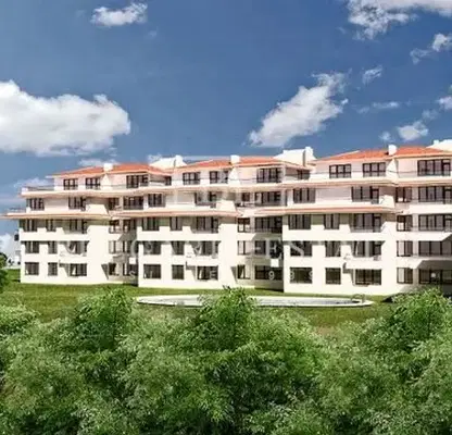 Снимка 3 — Тристайен апартамент с морска гледка във Виница, Варна