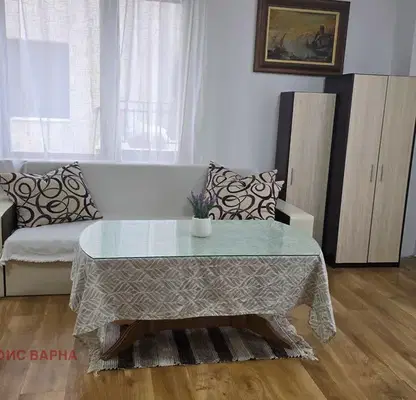 Снимка 2 — Двустайно жилище с тераса и паркомясто във Виница, Варна