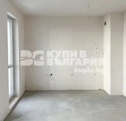 Снимка 3 — Едностаен апартамент във Варна, Владислав Варненчик 1