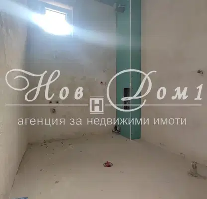 Снимка 5 — Тристаен апартамент с балкон във Варна, Владислав Варненчик