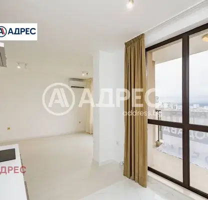 Снимка 4 — Двустаен апартамент във Варна, Възраждане 1