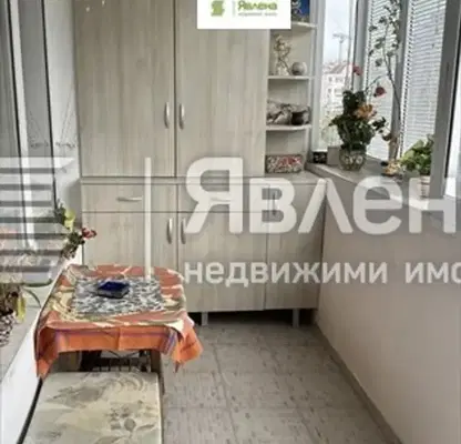 Снимка 3 — Двустаен апартамент в кв. Възраждане 1, южно изложение