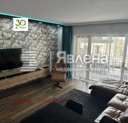 Снимка 4 — Тристаен апартамент във Варна, Възраждане 3