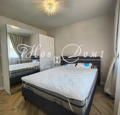 Снимка 4 — Луксозен 2-стаен апартамент в кв. Възраждане 3, Варна