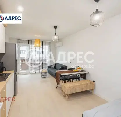 Снимка 4 — Едностаен апартамент във Варна, Възраждане 4
