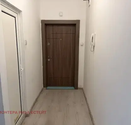 Photo 5 — 3-bedroom apartment in Varna, Zavod Drujba