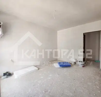 Снимка 2 — Двустаен апартамент в Зимно кино Тракия, Варна с две тераси