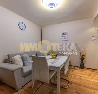 Photo 4 — 4-bedroom apartment in Varna, Zimno Kino Trakiya