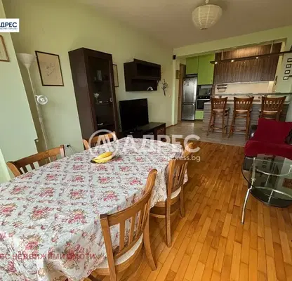 Photo 3 — 4-bedroom apartment in Veliko Tyrnovo, Centyr