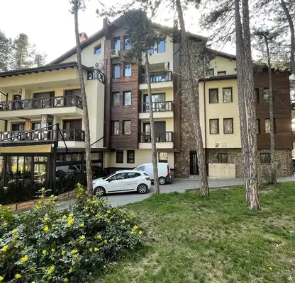 Снимка 2 — Тристаен апартамент с камина в центъра на Велинград