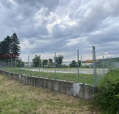 Photo 3 — Plot in Oblast Vraca, Mezdra