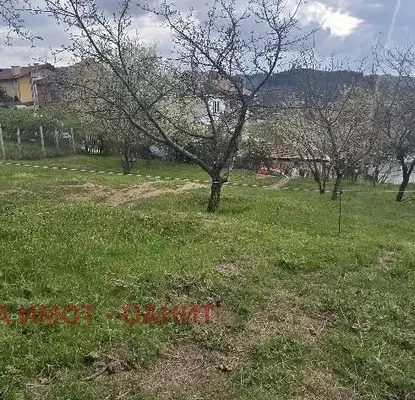 Photo 2 — Plot in област София, Momin Prohod