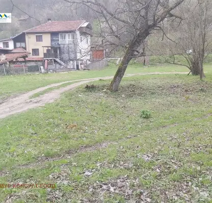 Снимка 4 — Парцел в Ловеч, с. Черни Осъм