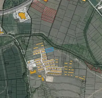 Photo 3 — Plot in Lozen