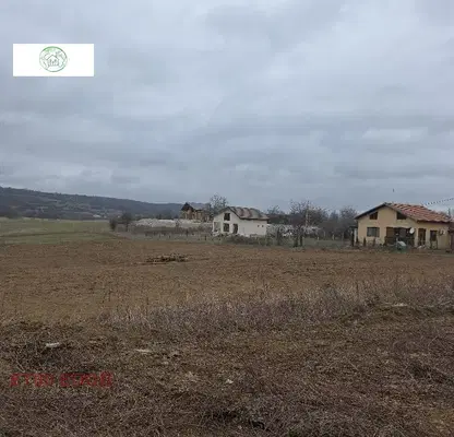 Photo 2 — Plot in област София, Vakarel