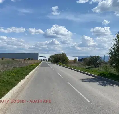Снимка 3 — Парцел в София, Враждебна