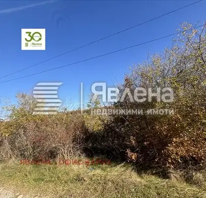Снимка 2 — Парцел във Варна, м-т Боровец - юг