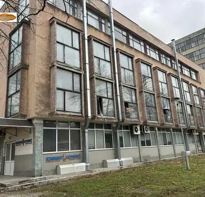 Снимка 2 — Промишлена сграда в Габрово, Център