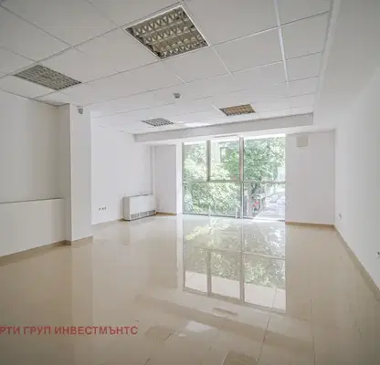 Снимка 4 — Промишлена сграда в София, Оборище